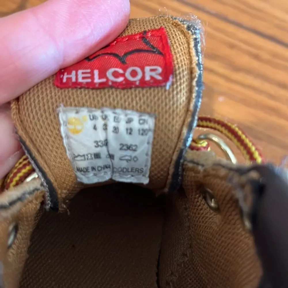 EUC Timberland Toddler Field Boots Size 4.